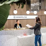 Deskopolitan House Hotel