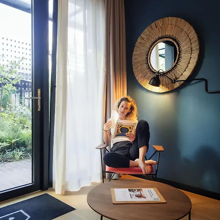 מלון Deskopolitan House