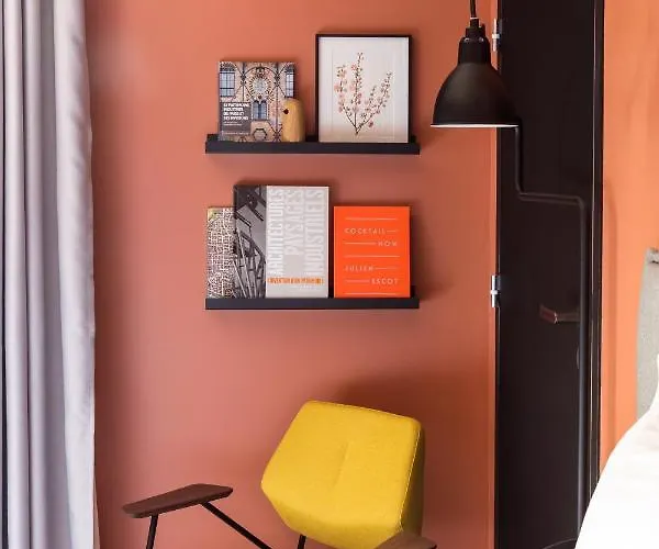 Отель Deskopolitan House 3*