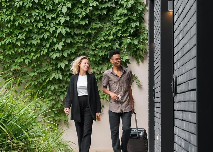 Hotel Deskopolitan House 3*