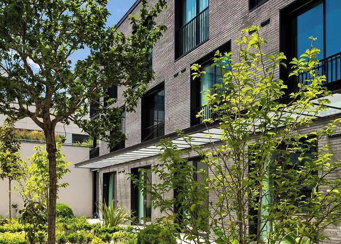 Deskopolitan House Hotel 3*