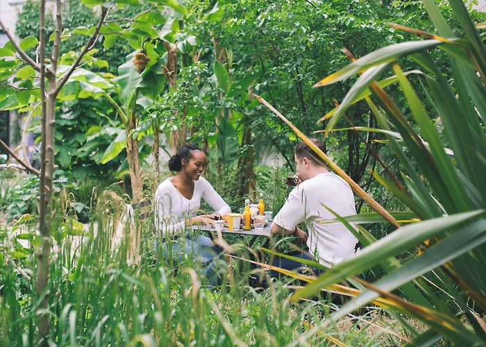 Deskopolitan House París