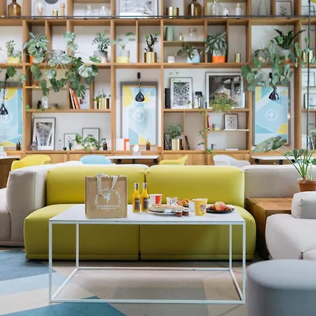 Hotel Deskopolitan House 3*